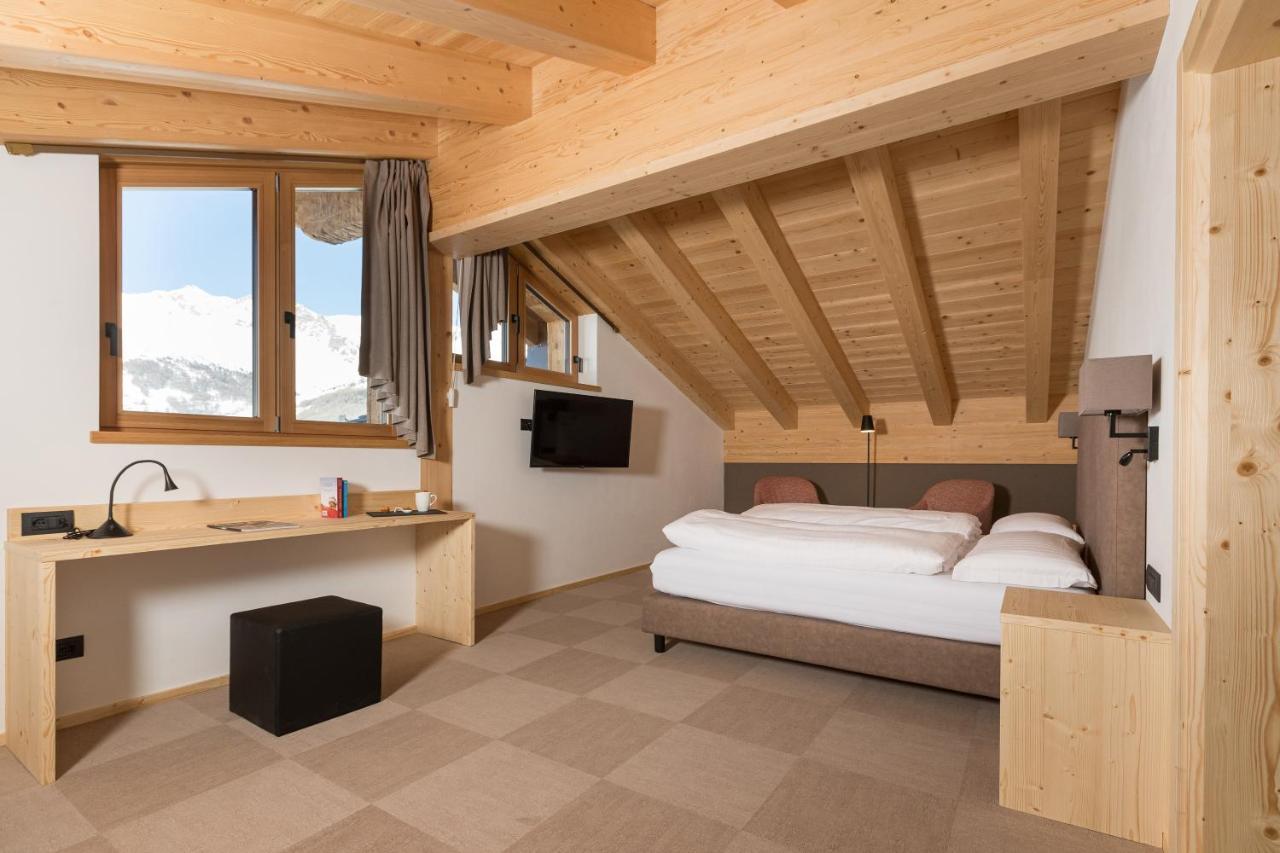 Hotel Li Anta Rossa Livigno Exterior foto